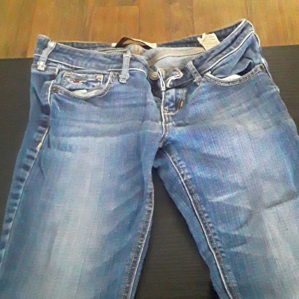 Hollister jeans